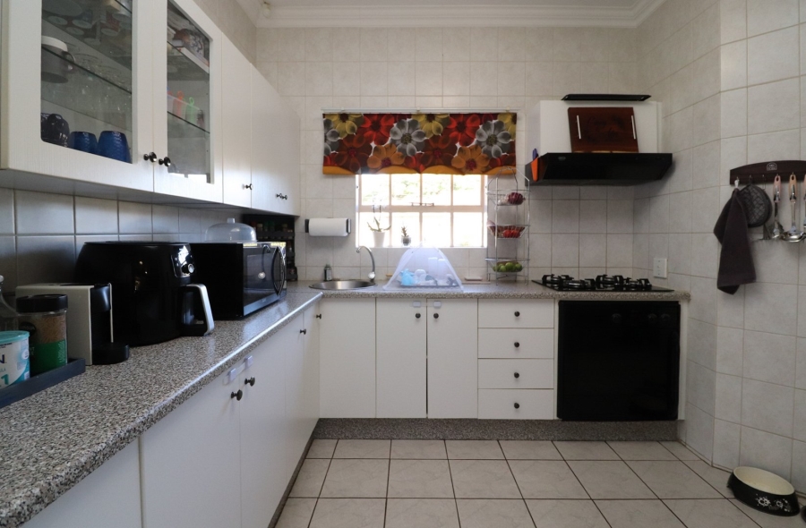 3 Bedroom Property for Sale in Flamwood North West